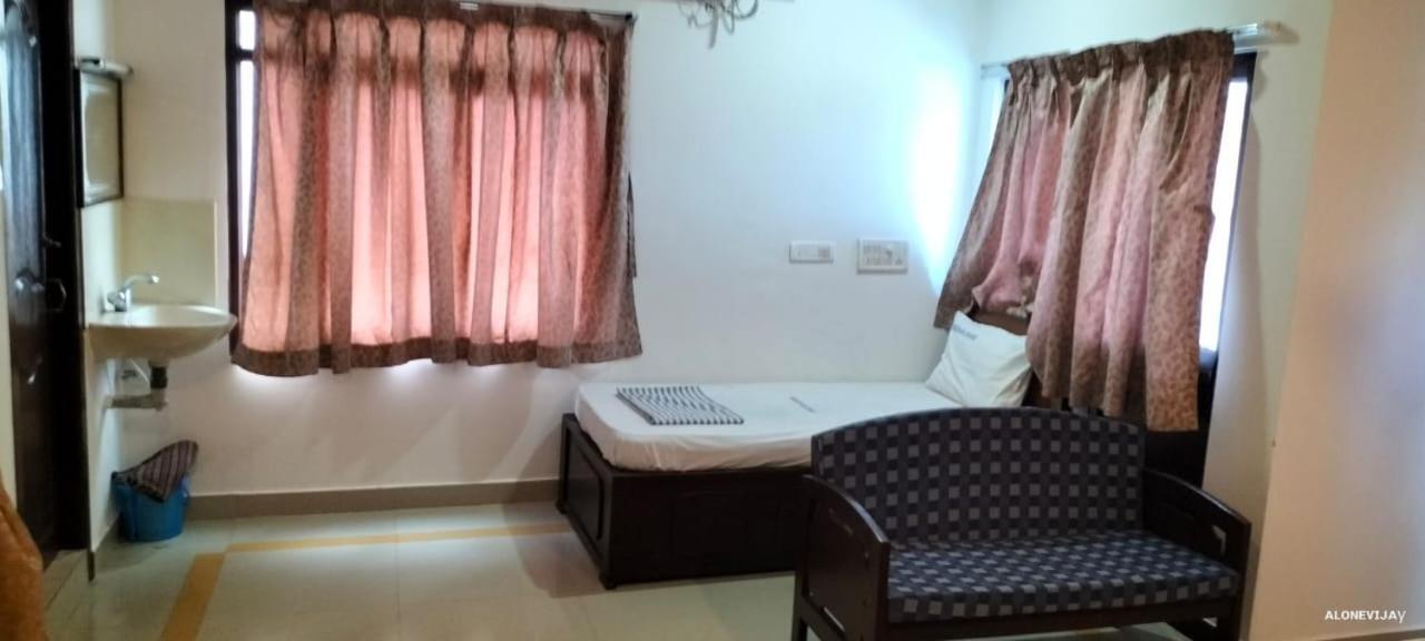 Hotel Kanishka Kumbakonam Exterior foto