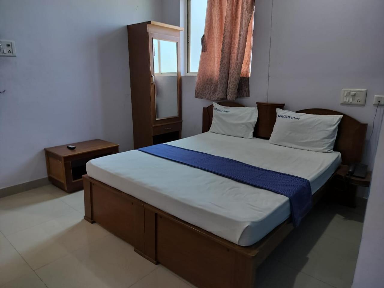 Hotel Kanishka Kumbakonam Exterior foto